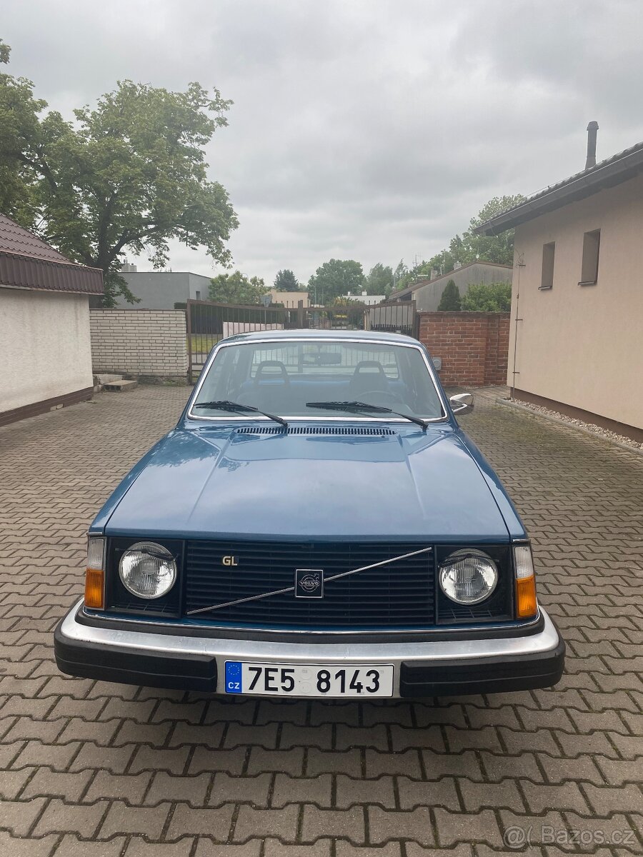 Volvo 244 2.0 automat - 2