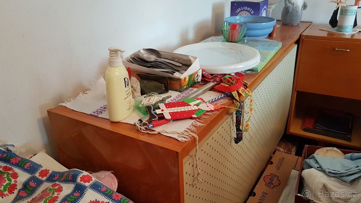 Peřináč / skříň - 2