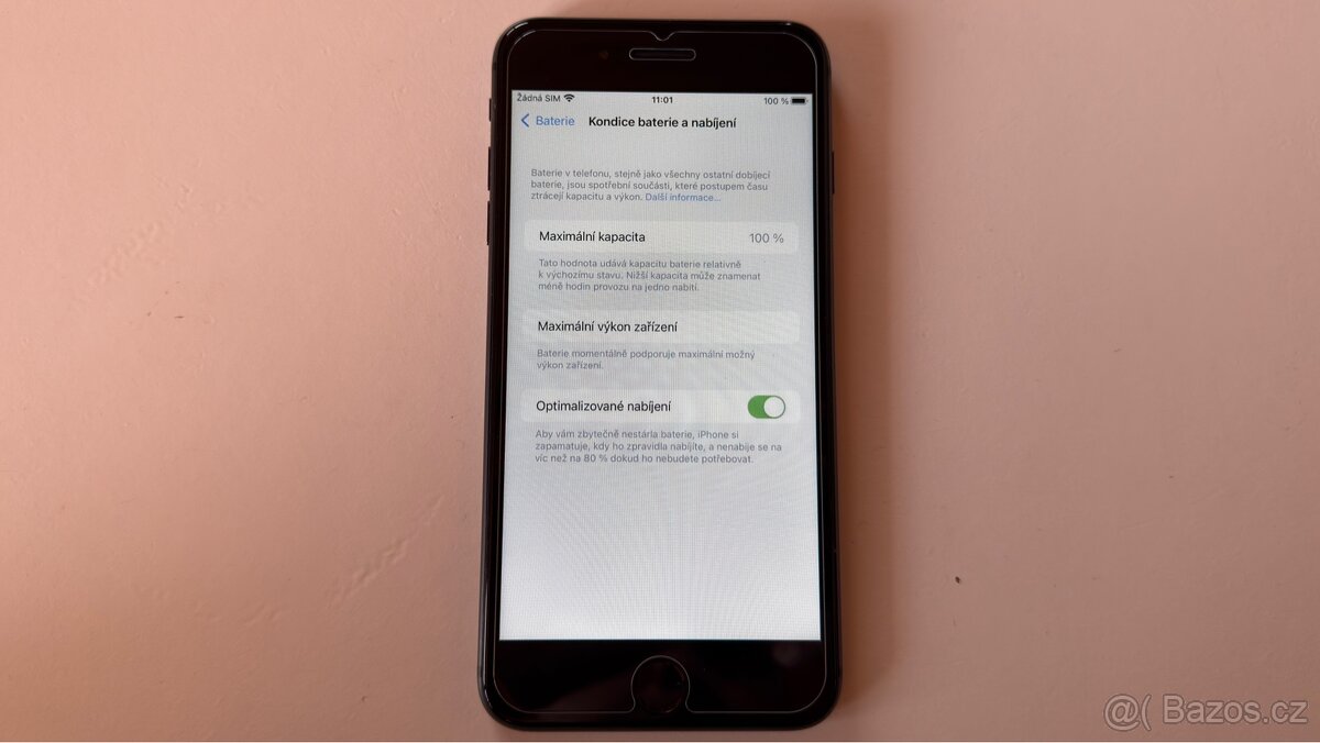 Apple iPhone 8 Plus 64 GB černý - 2