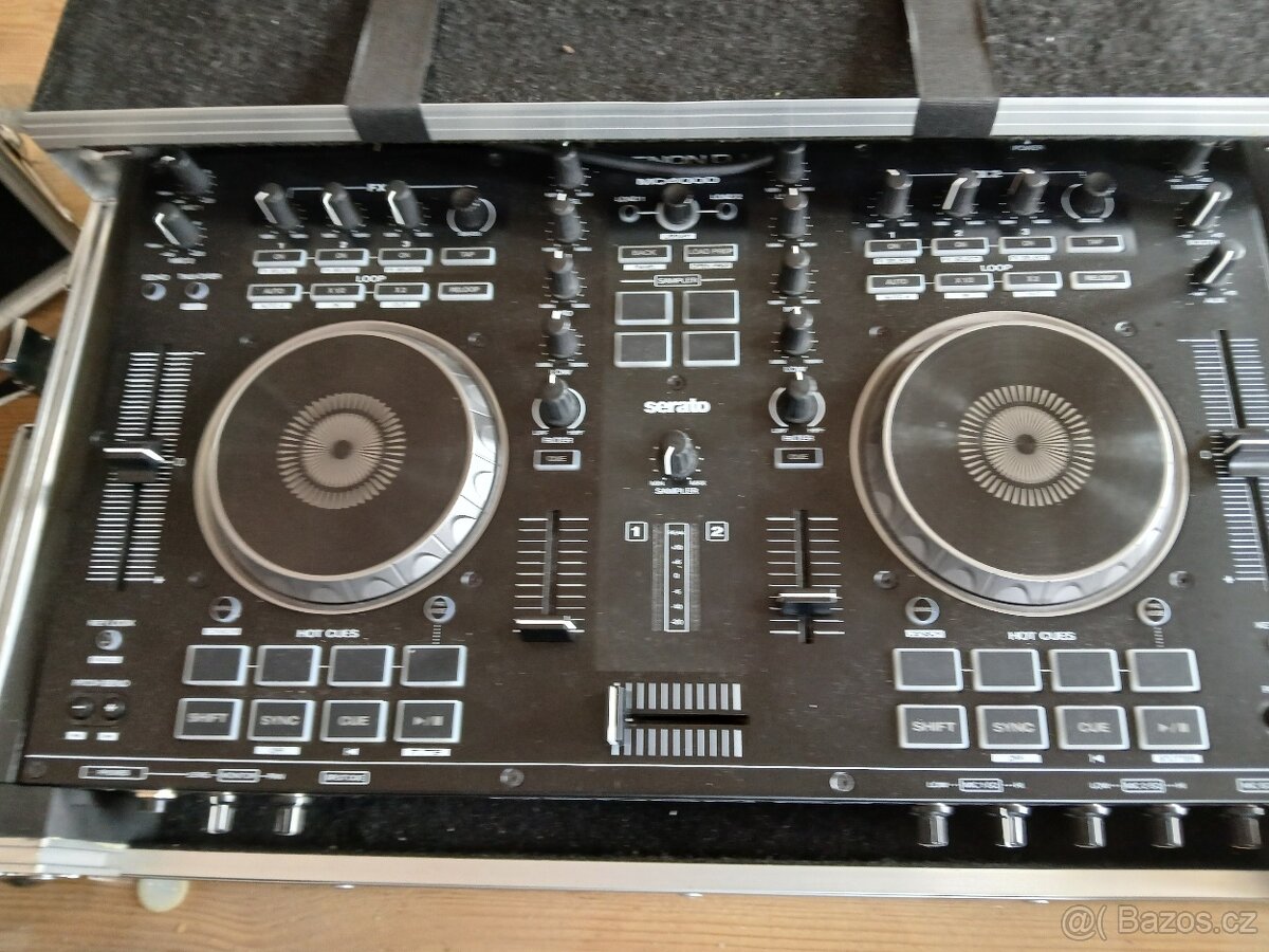 Denon MC4000 + kufr MAGMA - 2