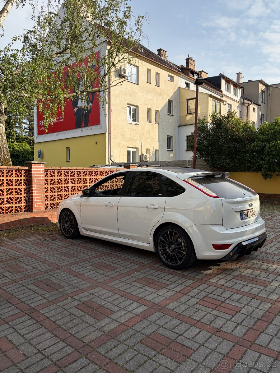 Ford Focus ST225 - 2