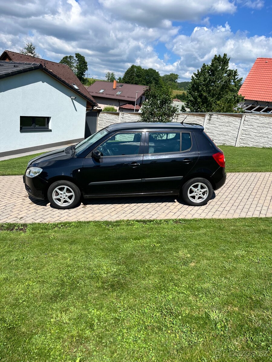 Škoda Fabia 1.4I 16v - 2