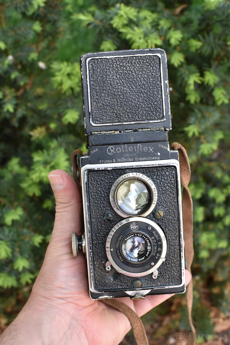 FOTOAPARÁT ROLLEIFLEX + BRAŠNA. - 2
