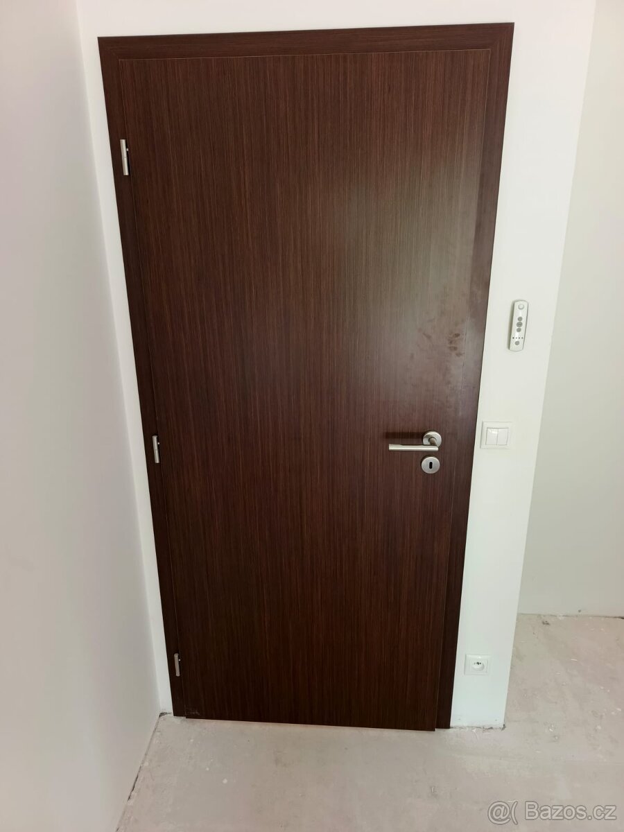 Interiérové dveře včetně zárubní - 2