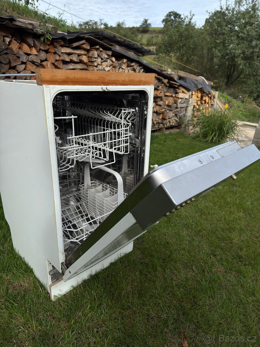 Vestavěná myčka electrolux - 2