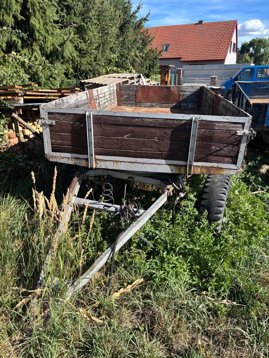 Vlečka za traktor - 2
