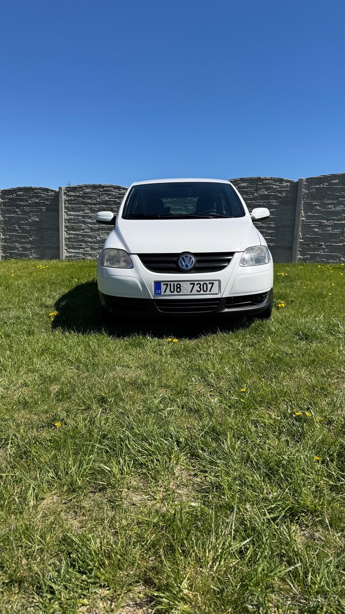 VW Fox - 2