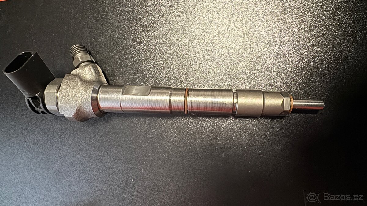 Vstřikovač 05L130277E - 2