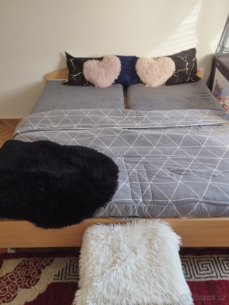 Manželska postel - 2