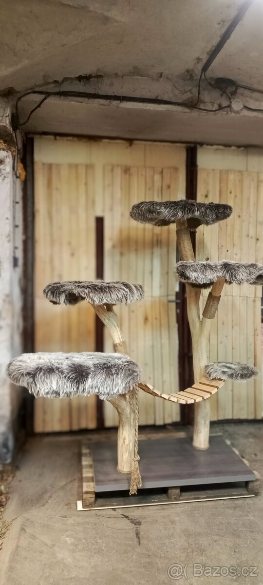 Veliký GOLEM- kočičí škrabadlo - 2