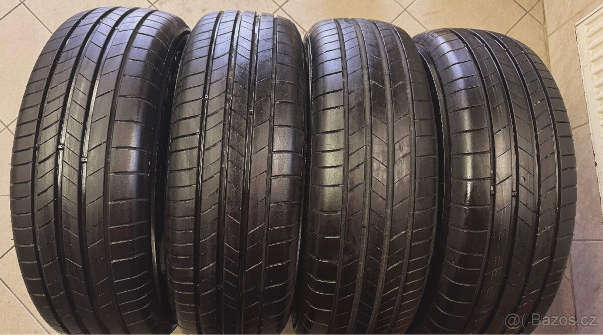 Nové pneu 215/65 R17 99V letní - 2