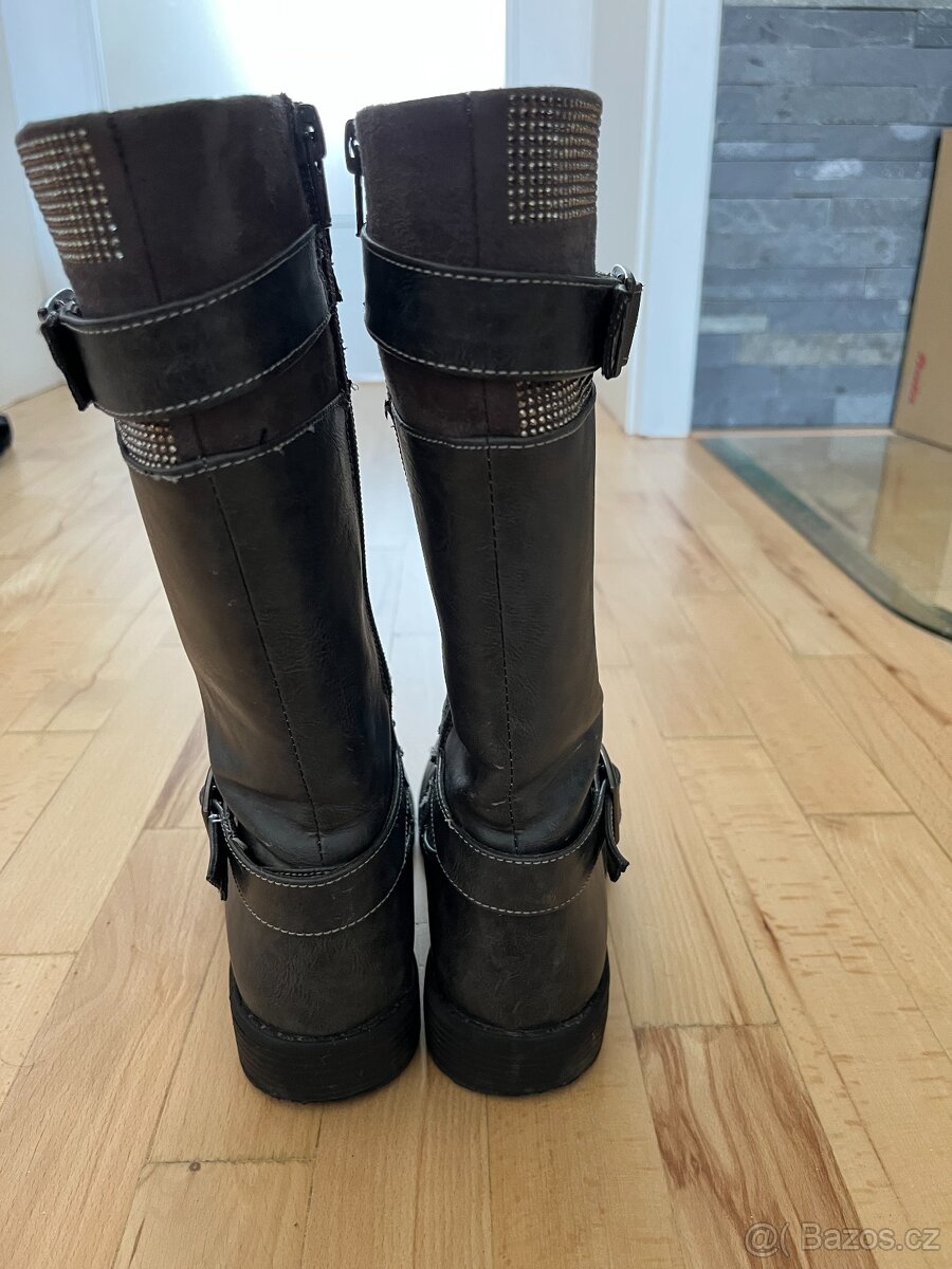 Kozačky Baťa vel. 32 - 2