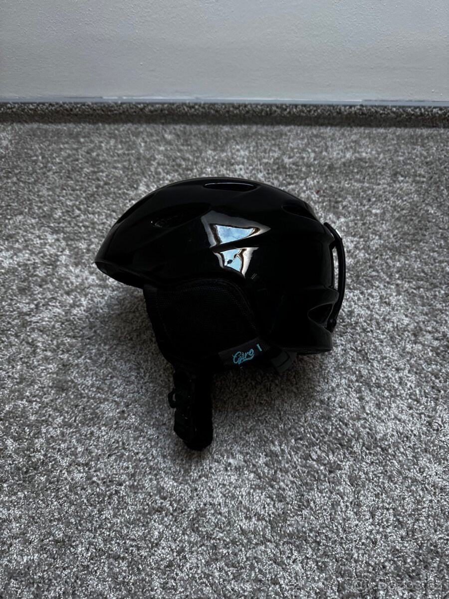 Lyžařská přilba Giro - 2