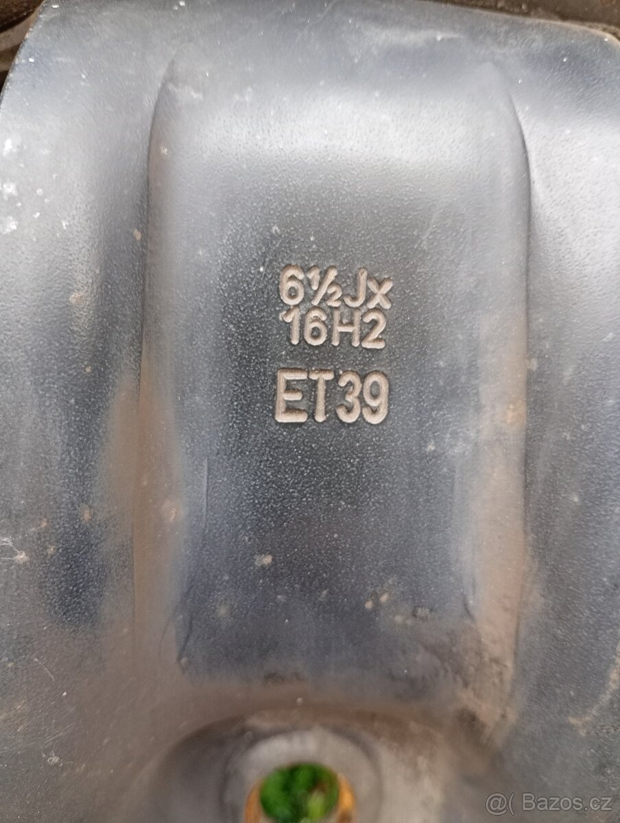 Zimní pneu 205/55 R16 - 2