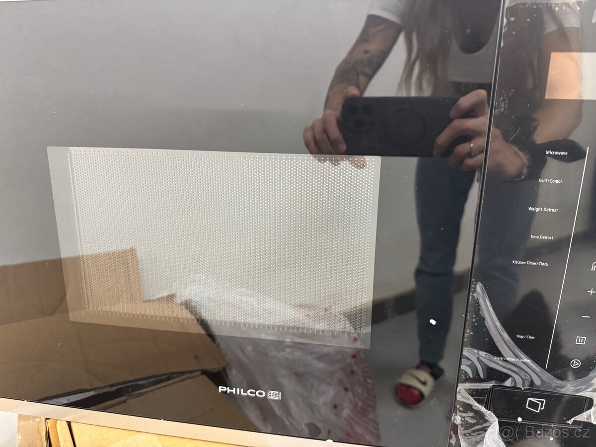 Mikrovlnná trouba Philco - 2