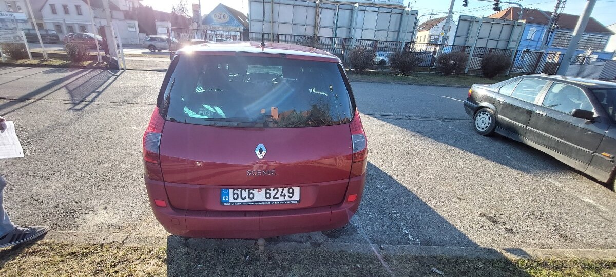 Renault Granscenic II - 2