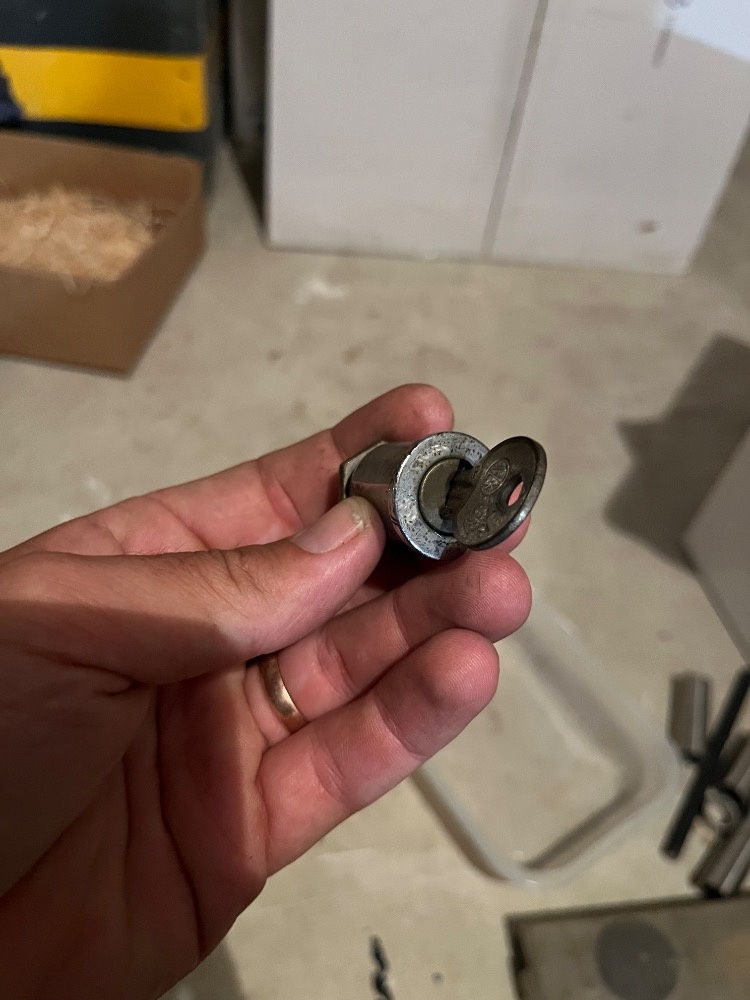 Zámek škoda OCTAVIA SPARTAK - 2