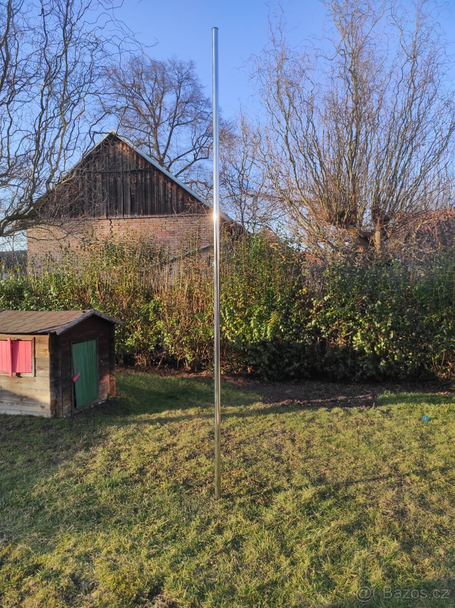 Tyč na pole dance - 2