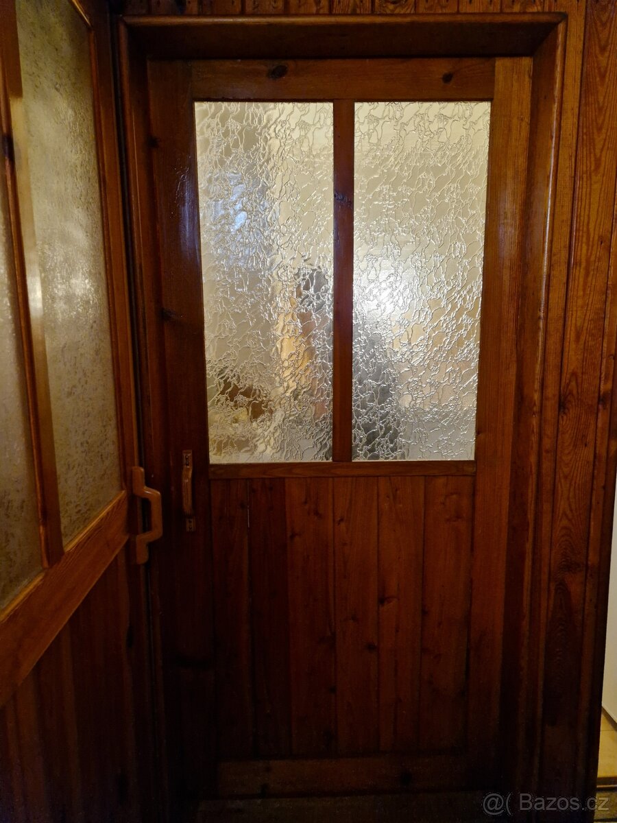 šoupací dveře dřevěné - 2