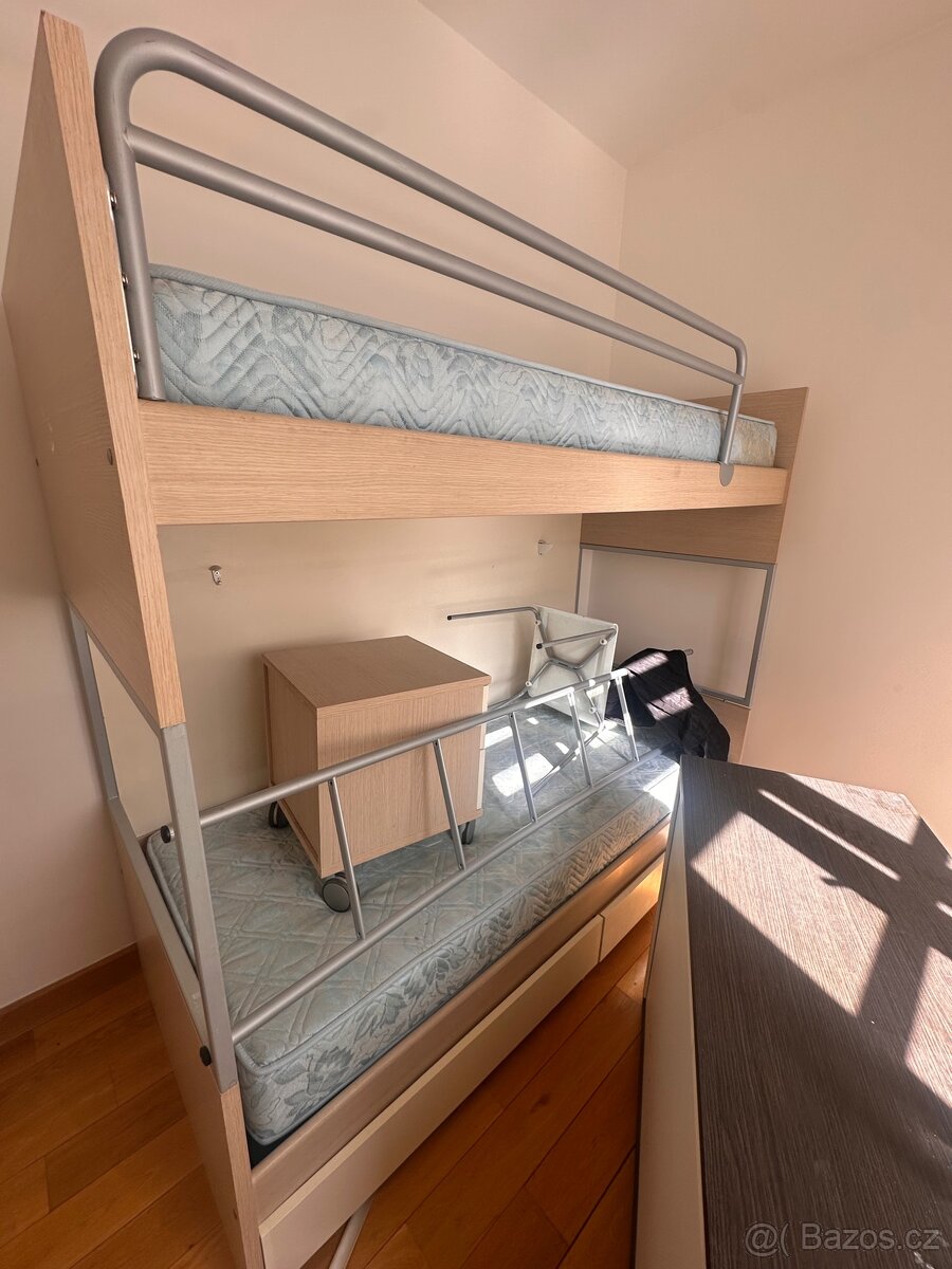 Patrová postel s matracemi – dobrý stav - 2