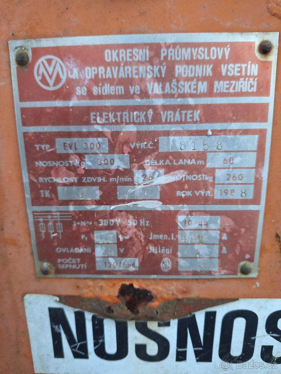 Prodám Stavební vrátek - 2