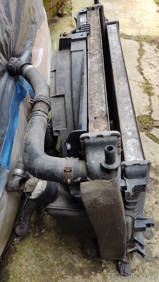 Jaguar XF 2,7d chladič vody, intercooler, chladič ventilator - 2