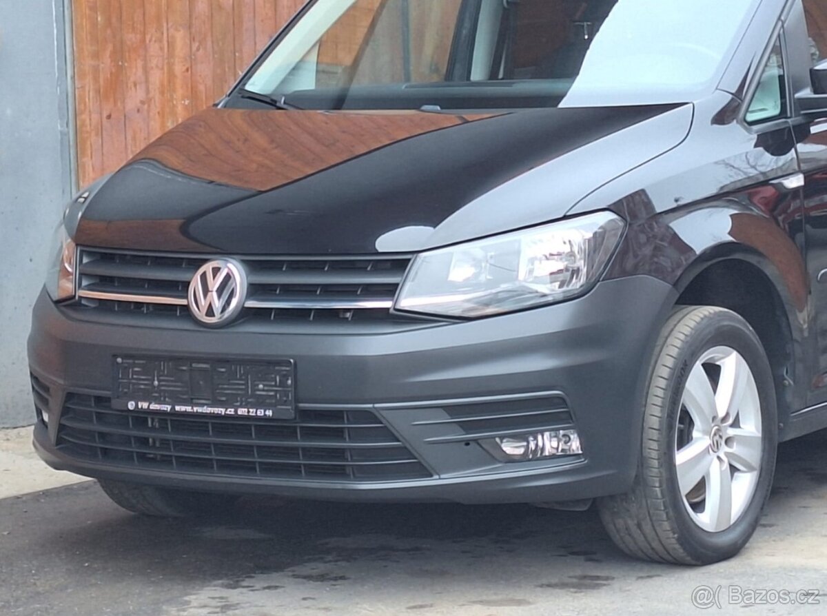 VOLKSWAGEN CADDY MAXI 1,4i 7míst záruka km - 2