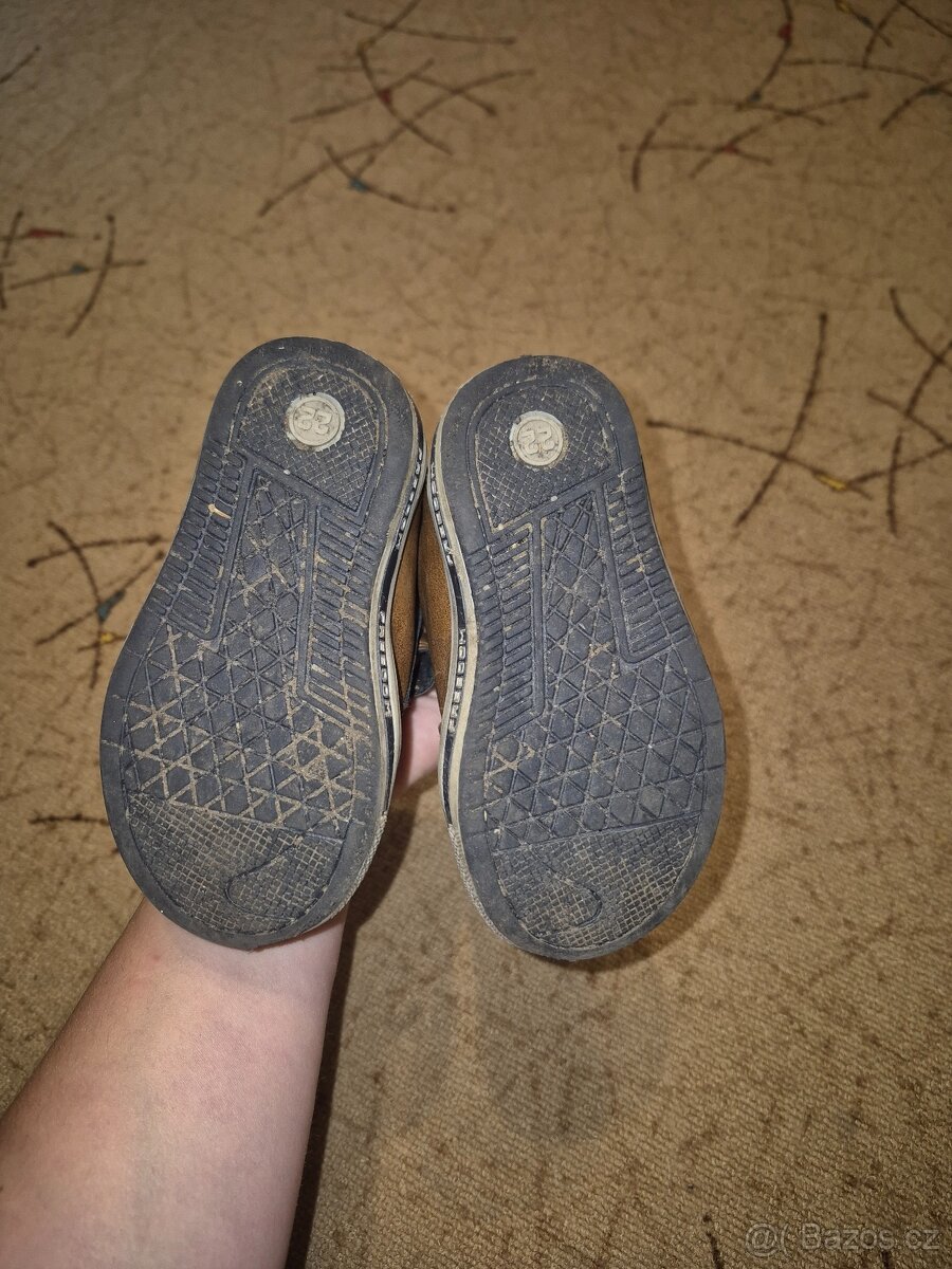 Obuv podzim/zima vel 22 - 2