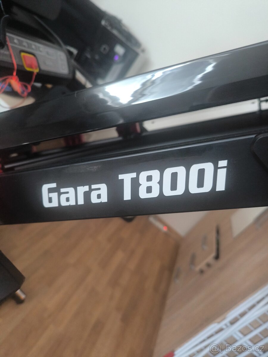 Běžecký pás Gara 800i - 2