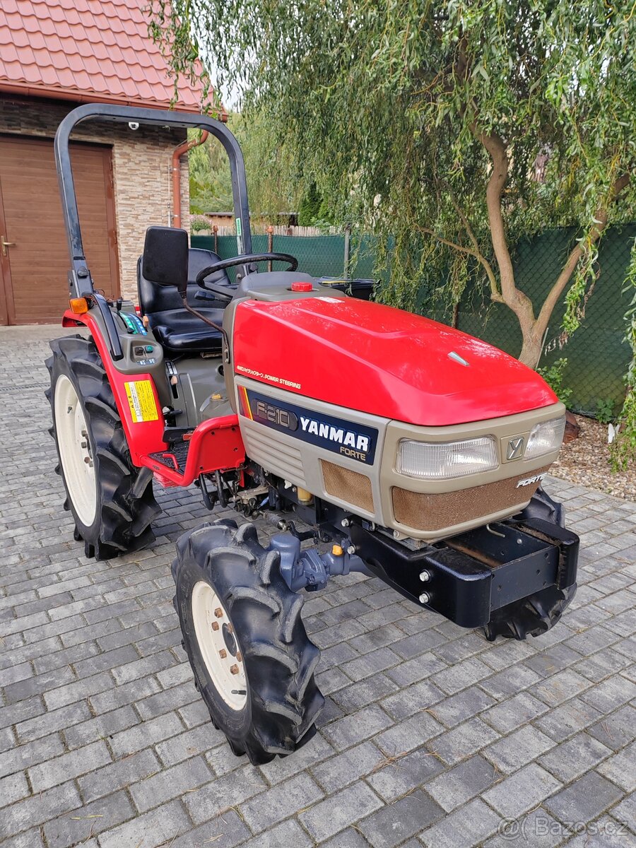YANMAR F210 - 2