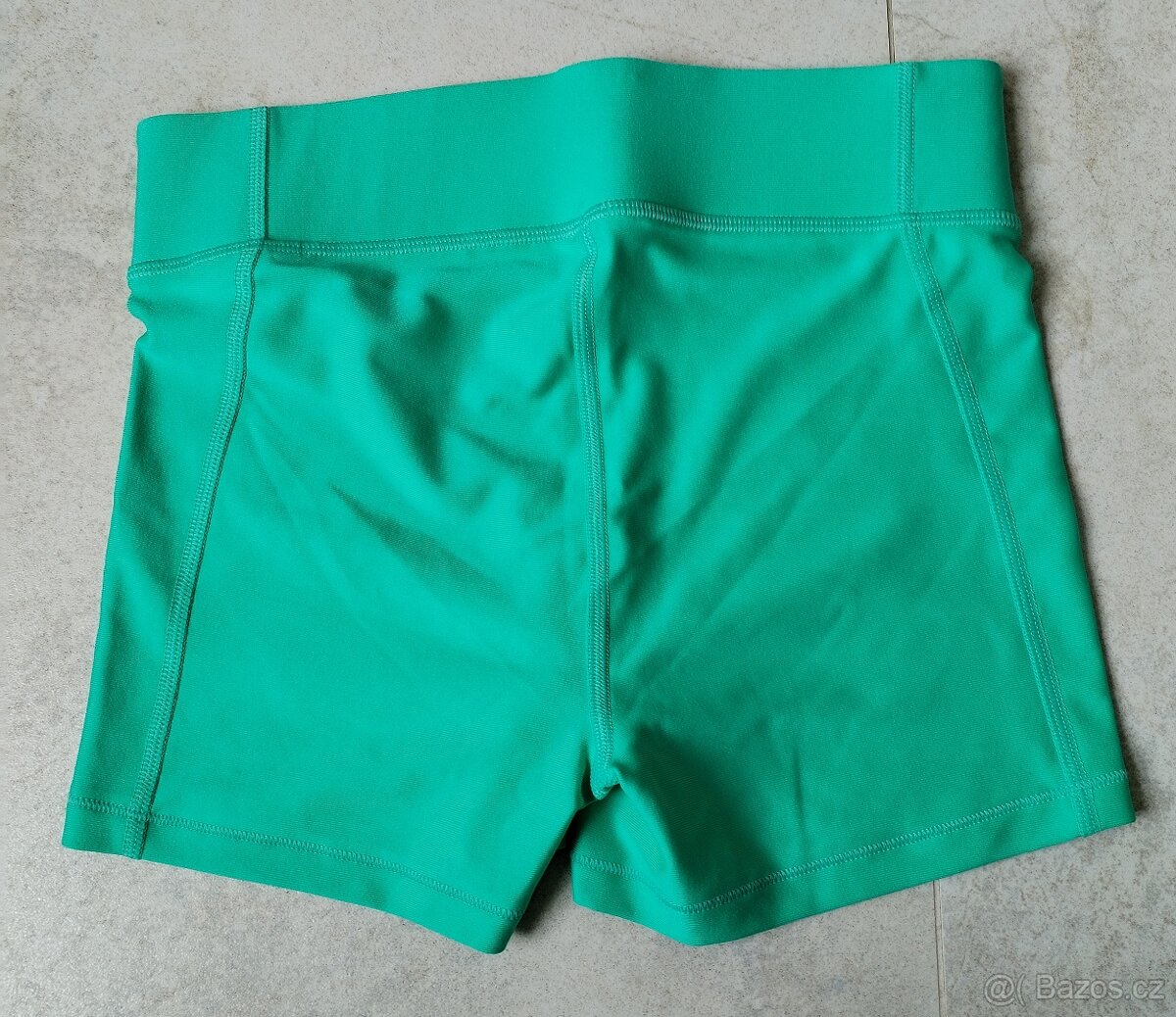 DÁMSKÉ,TRÉNINKOVÉ ŠORTKY ZN. UNDER ARMOUR VEL.S - 2