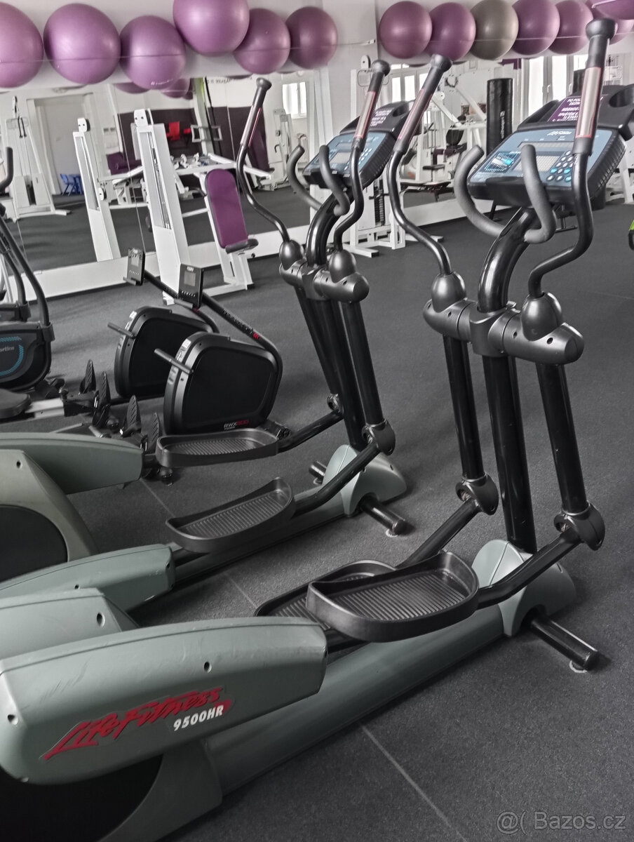 Profi eliptický trenažer - 2