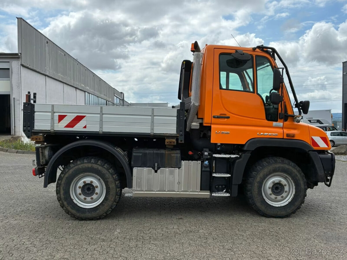 11t 4x4 Unimog U 318 - 2
