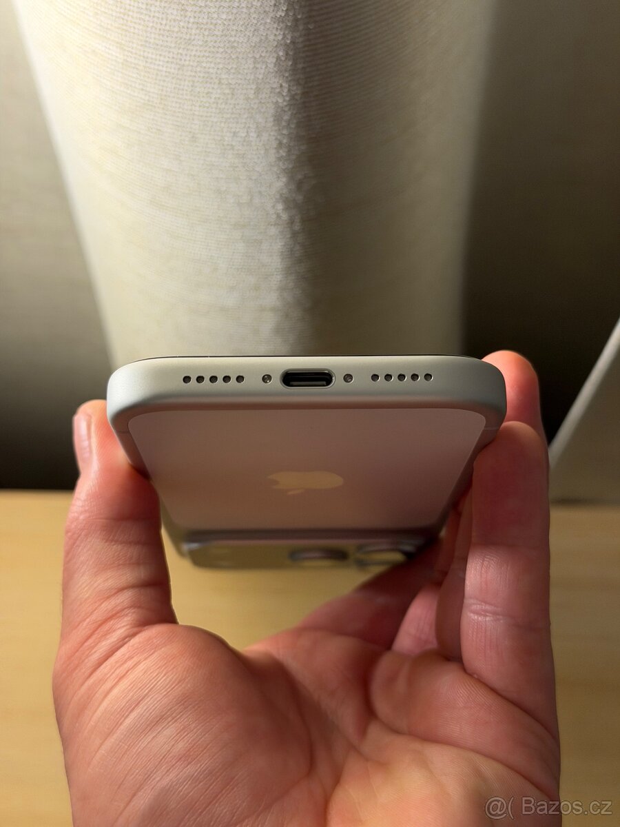 iPhone 17 Pro 256 GB v záruce - 2