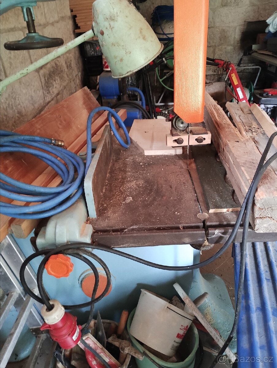 Litinová pásová pila - 2