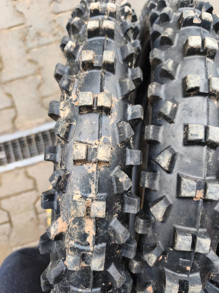 Neměl by někdo zájem o zánovní pneu - 2