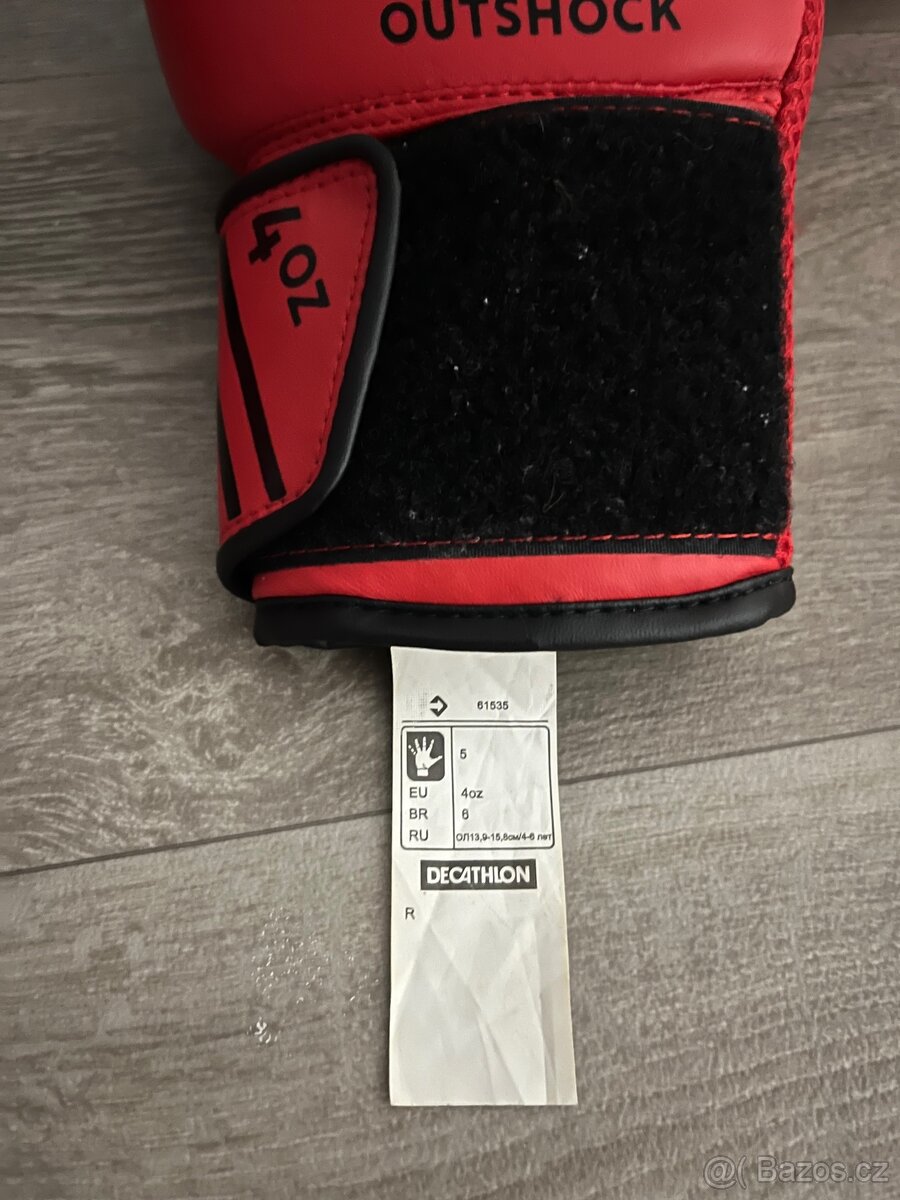 Boxovací pytel Outshock z Decathlonu - 2