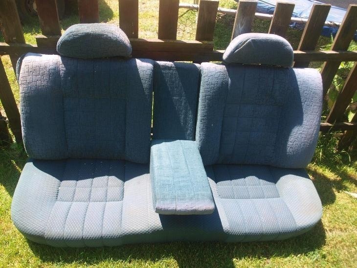 TATRA 613 NÁHRADNÍ DÍLY SEDADLA DVEŘE LIŠTY NÁRAZNÍKY - 2