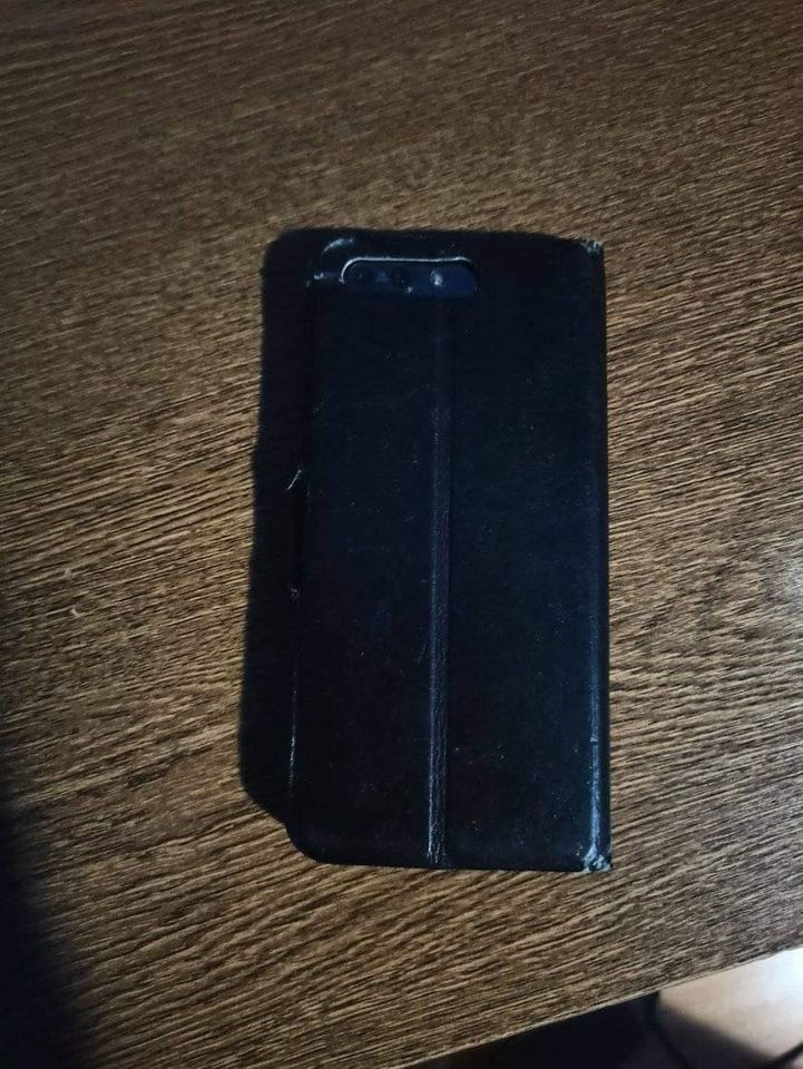 Asus Zenfone 4 Pro - 2