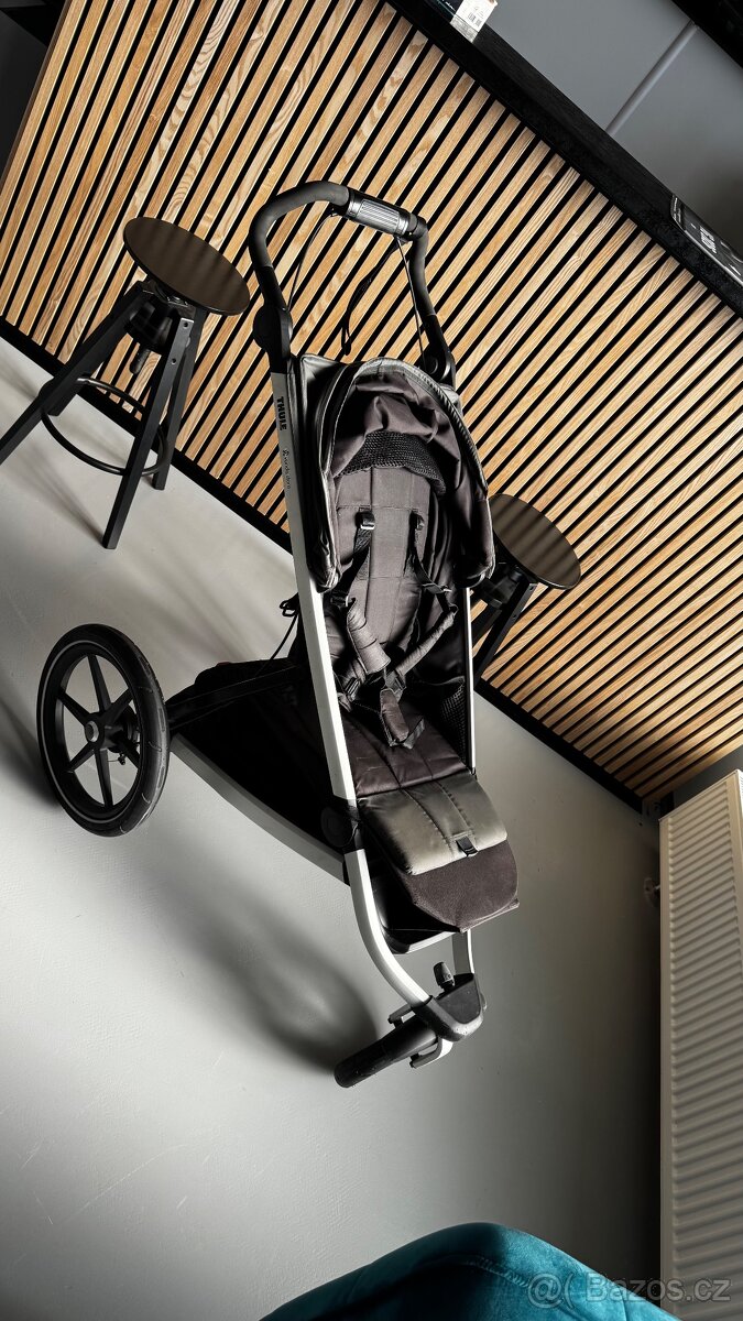 Thule Urban Glide 2 DARK SHADOW - 2