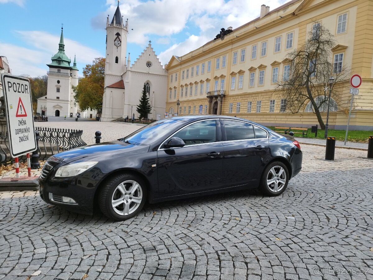 Insignia - 2