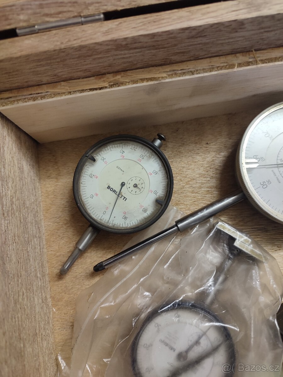 Indikátorové hodinky - 2