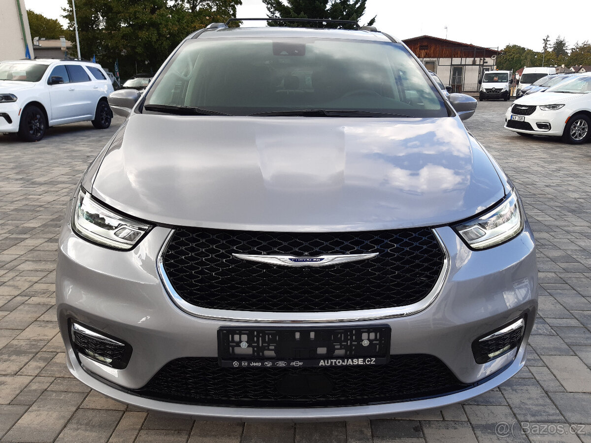 Chrysler Pacifica 3.6L V6,kůže,7míst, Top výbava,Facelift - 2