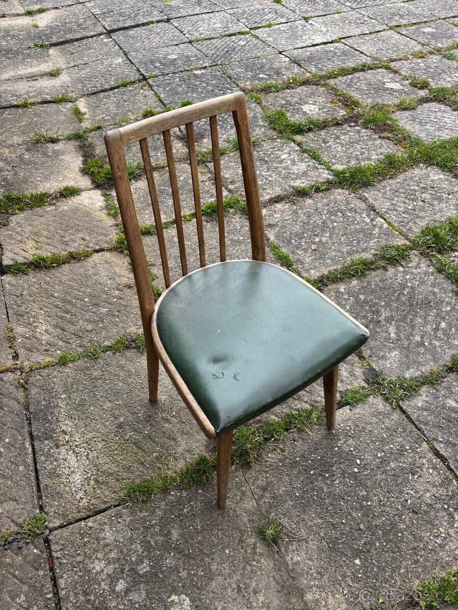 Dřevěné židle - 2