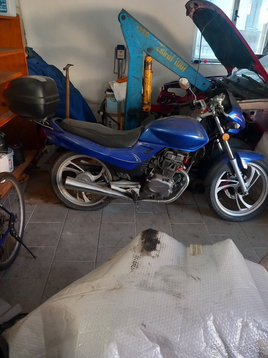 Dvouvalcova YUKI 125 - 2