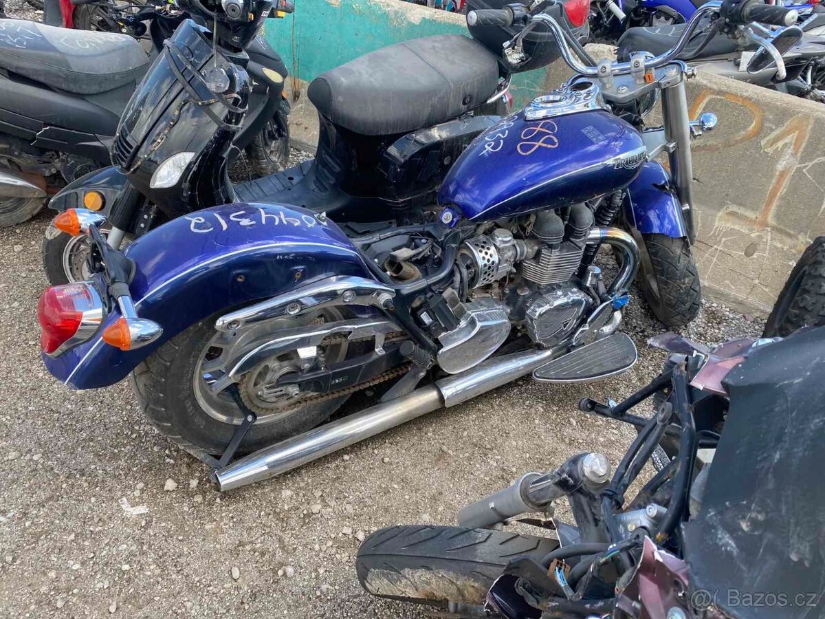 triumph bonneville america - 2