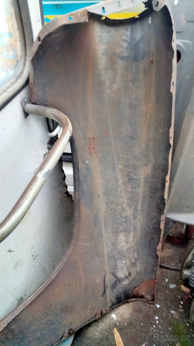 Přední blatník Volha 21 - 2