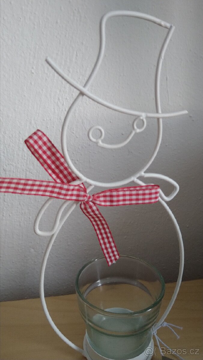 Svícen sněhulák - 2