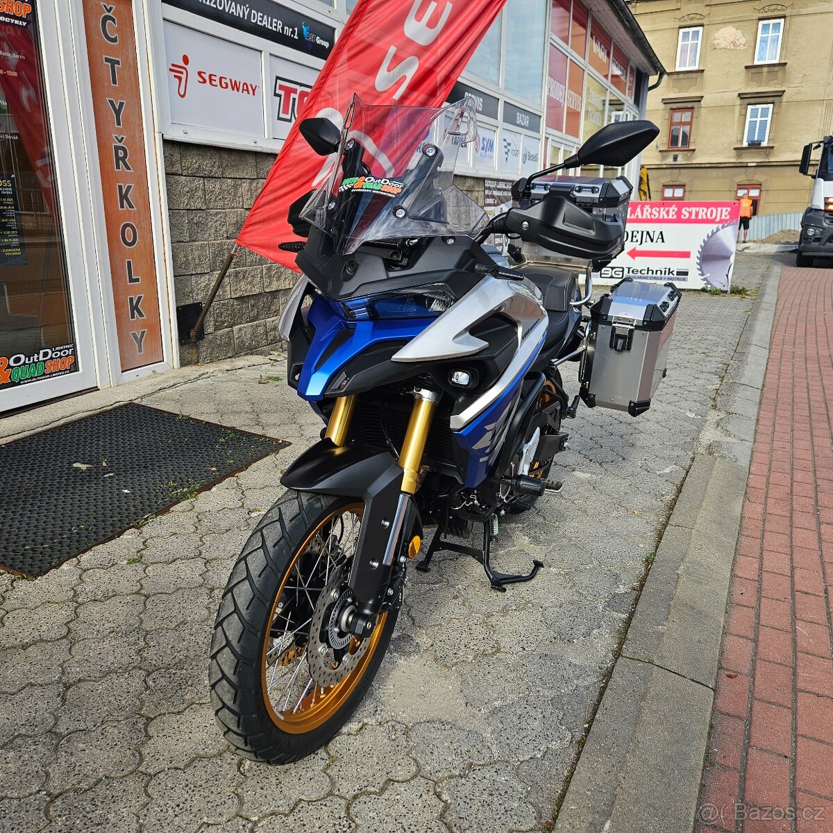 Voge 525 DSX, PŘEDVÁDĚCÍ, DPH, tovární záruka, najeto 870km - 2