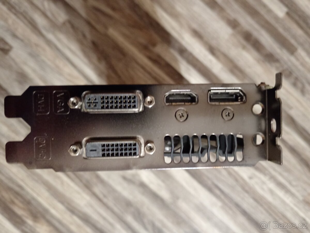 Grafická karta 2GB - 2